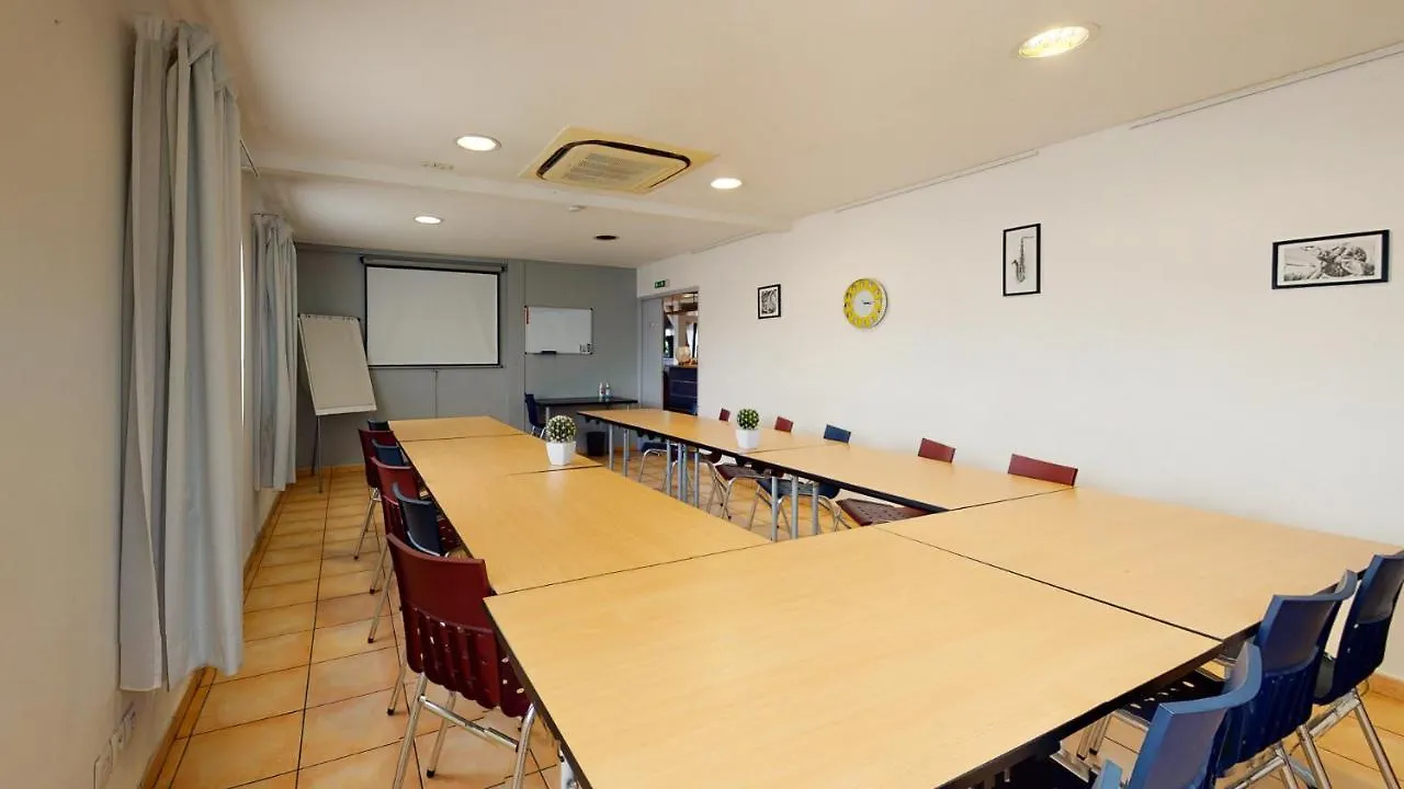 Everhotel De Tarbes-Ibos Hotel Tarbes